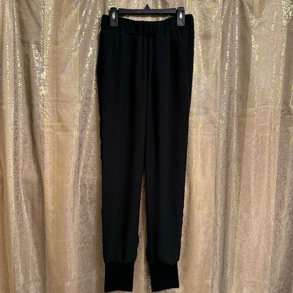 Aritzia Babaton Black Dress Work Pants Tailored Pull On Joggers XXS - Picture 1 of 7